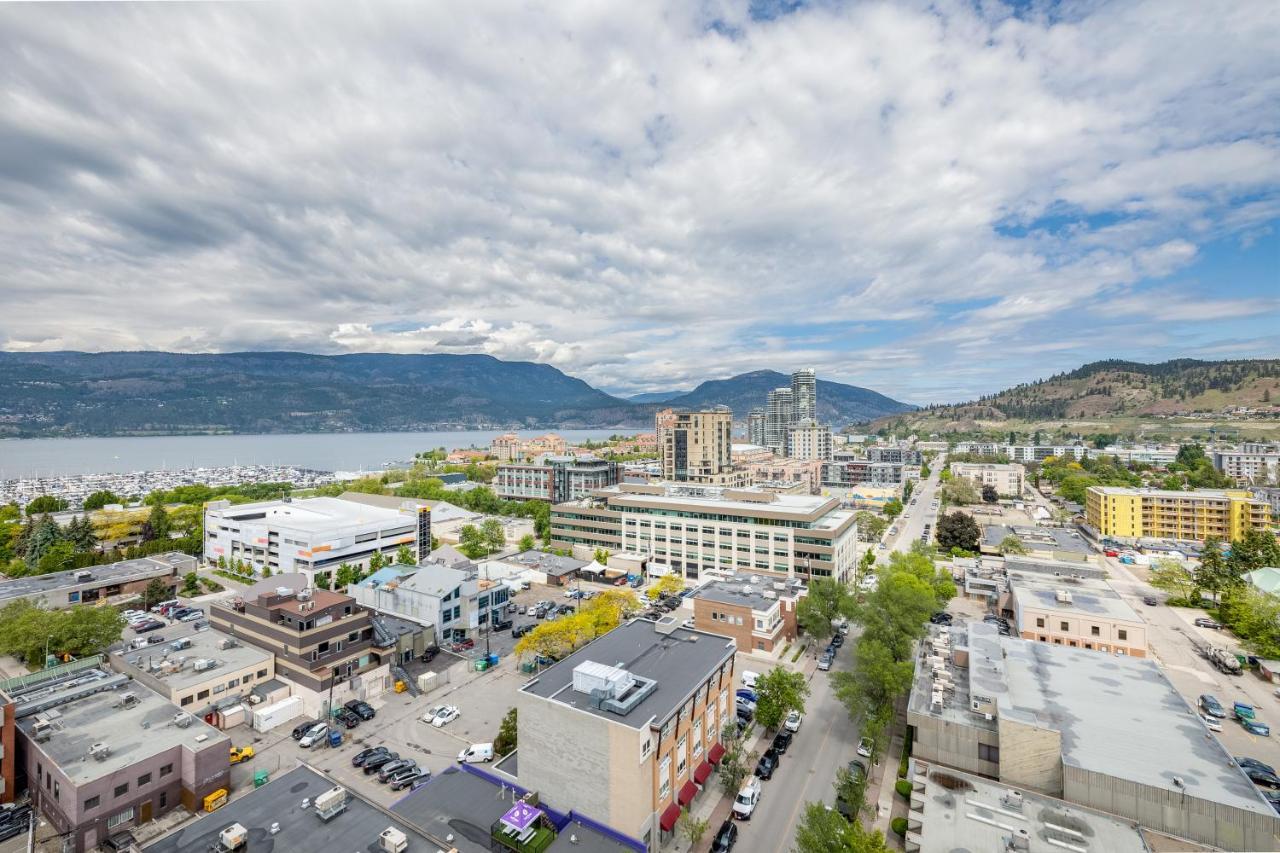 Brand New Luxury Downtown Near The Beach #16 Kelowna Exterior photo